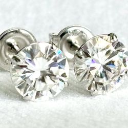 7 mm - 2.4 carats sterling silver certified Moissanite VVS1 earrings 