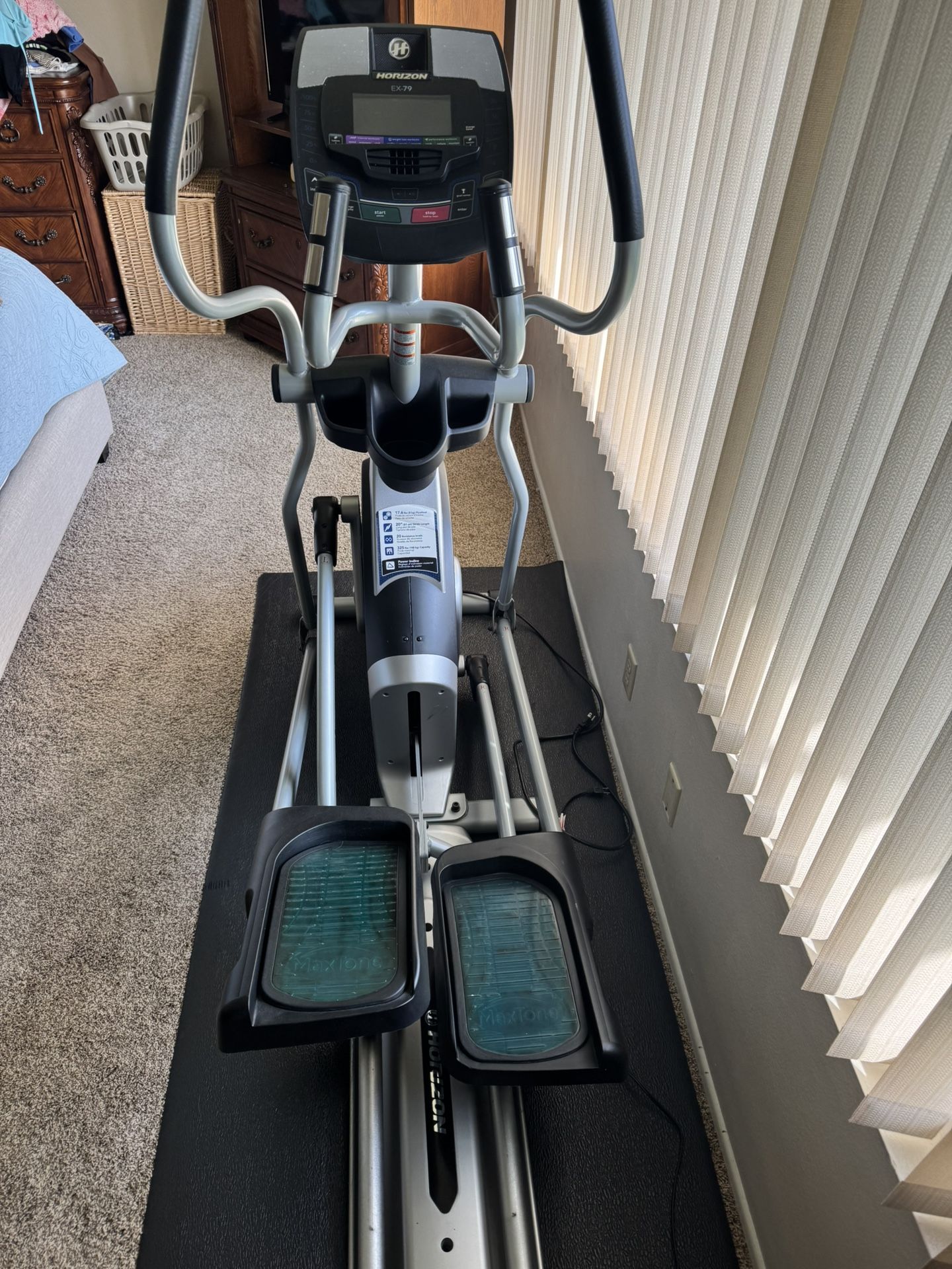 Horizon Elliptical Machine EX-79
