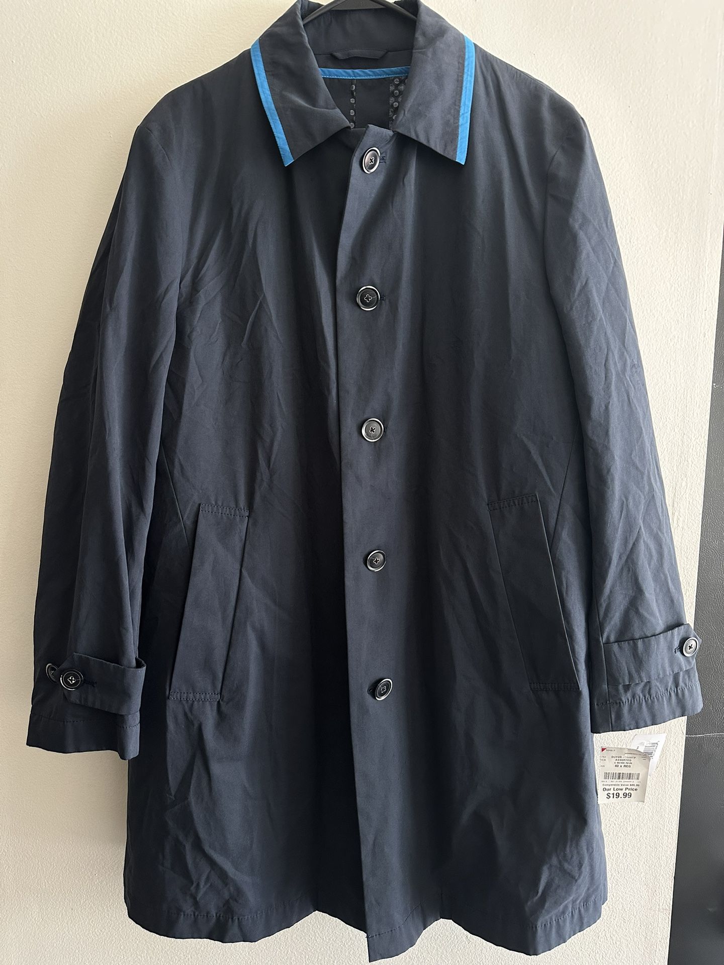 Brand new men's rain 2 pieces  jacket size 40REG(cash & pick up only)