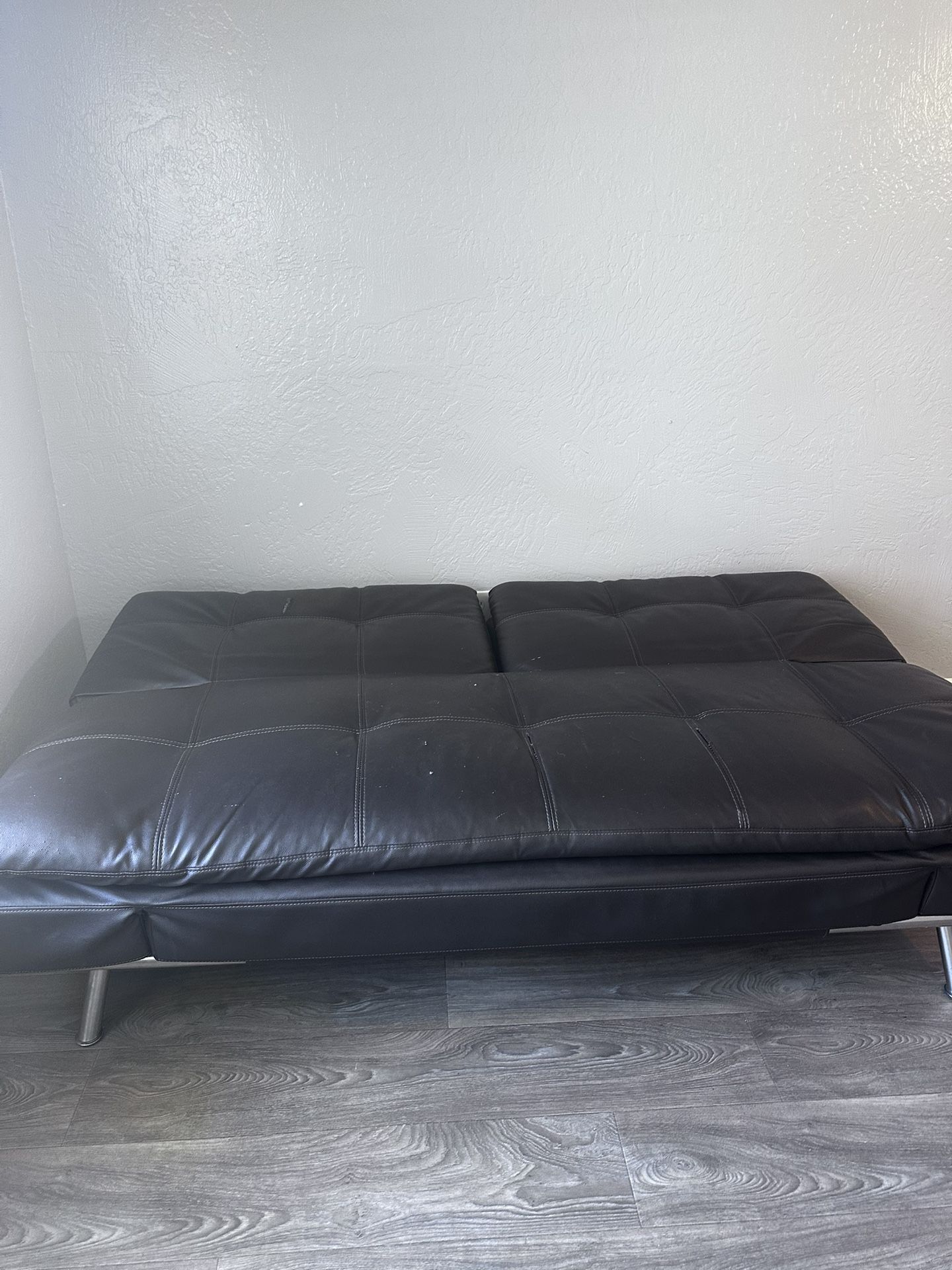 Fouton Couch