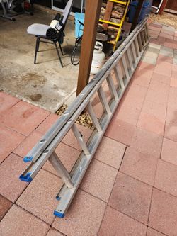 WERNER 28ft Aluminio Extensión Ladder, 250 Lbs De Capacidad, Good Conditión 