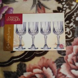 4 Longchamp Wine Glasses