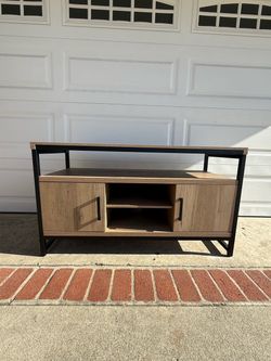 Media TV Console