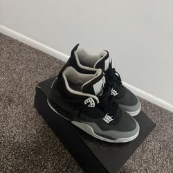 Jordan 4s 