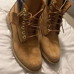 Brand New Waterproof 12 Inch Boots Timberland Wheat Size 9 $150