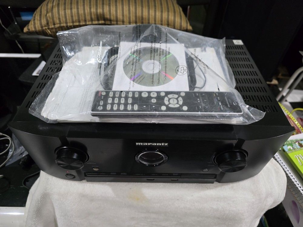 Marantz SR5008 7.2-channel home theater receiver with Apple AirPlay® excellent Condition 👌 good working.