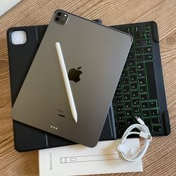 Apple iPad Pro 11 (2nd Generation/ Face ID) 128GB With  Keyboard &  Pencil