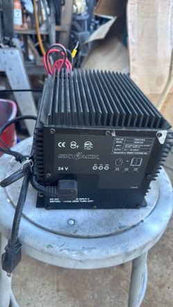 Skyjack 24 volt battery charger