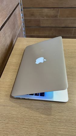Apple MacBook Air 11” I5/8GB/128GB SSD $180