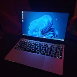 Broage Fast Laptop 😃 i7 Quad Core 8th Gen 500GB SSD 16GB