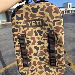 Yeti Wetlands Camo Panga 28L Waterproof Backpack Brand New