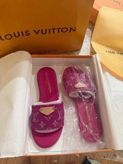 Lilly Slides