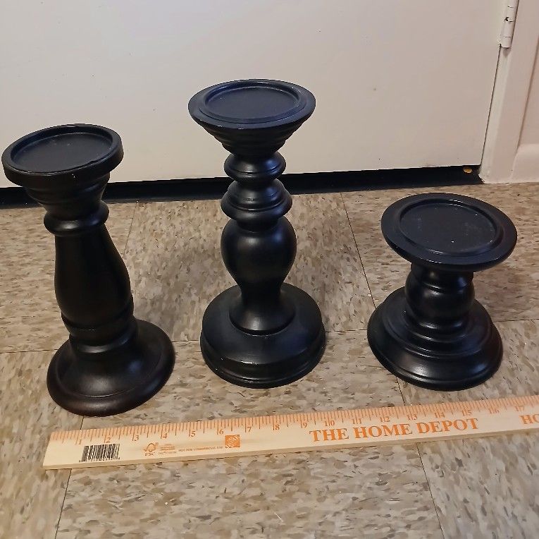 pillar candle holders / pedestal