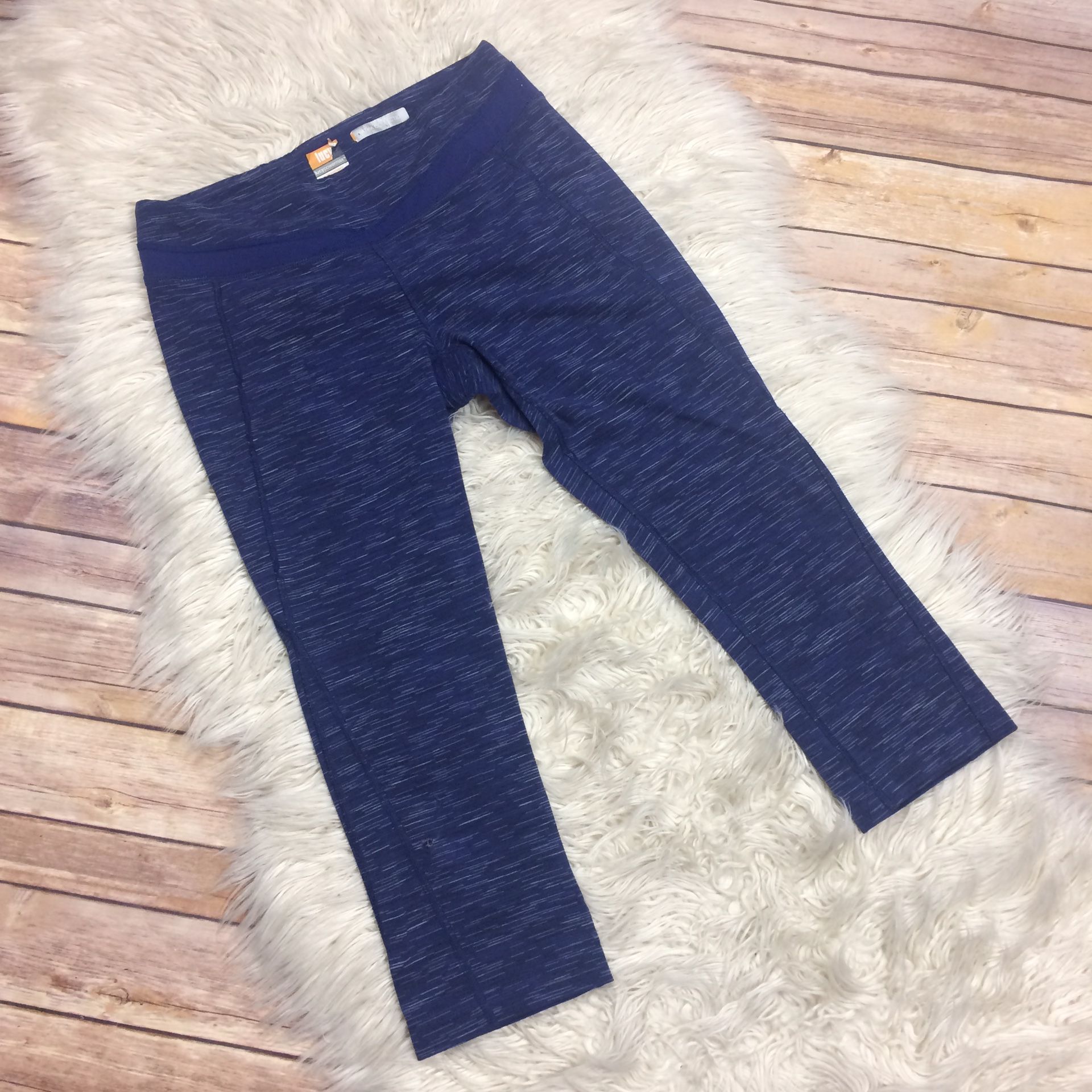 Lucy | SpaceDye Powermax Hatha Workout Capris- SZ M