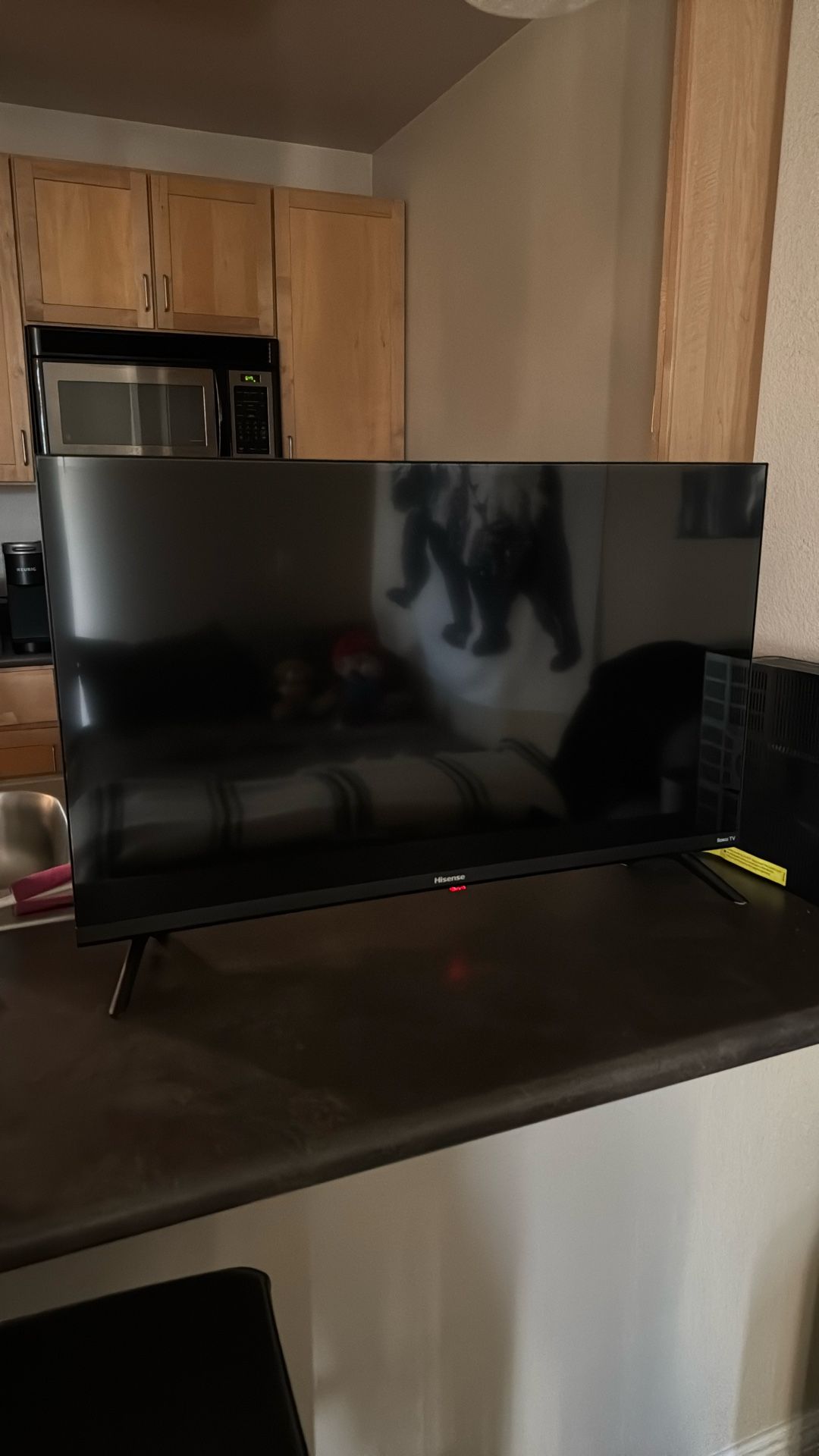 Hisense 32-inch Roku Smart TV
