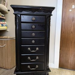 Freestanding Jewelry Case Cabinet