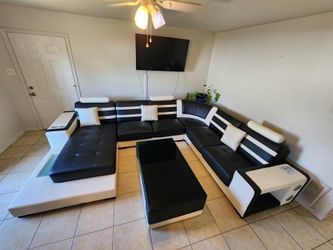4-Piece Black & White Ebony Sectional with Glass Coffee Table