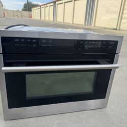 Microwave Oven 