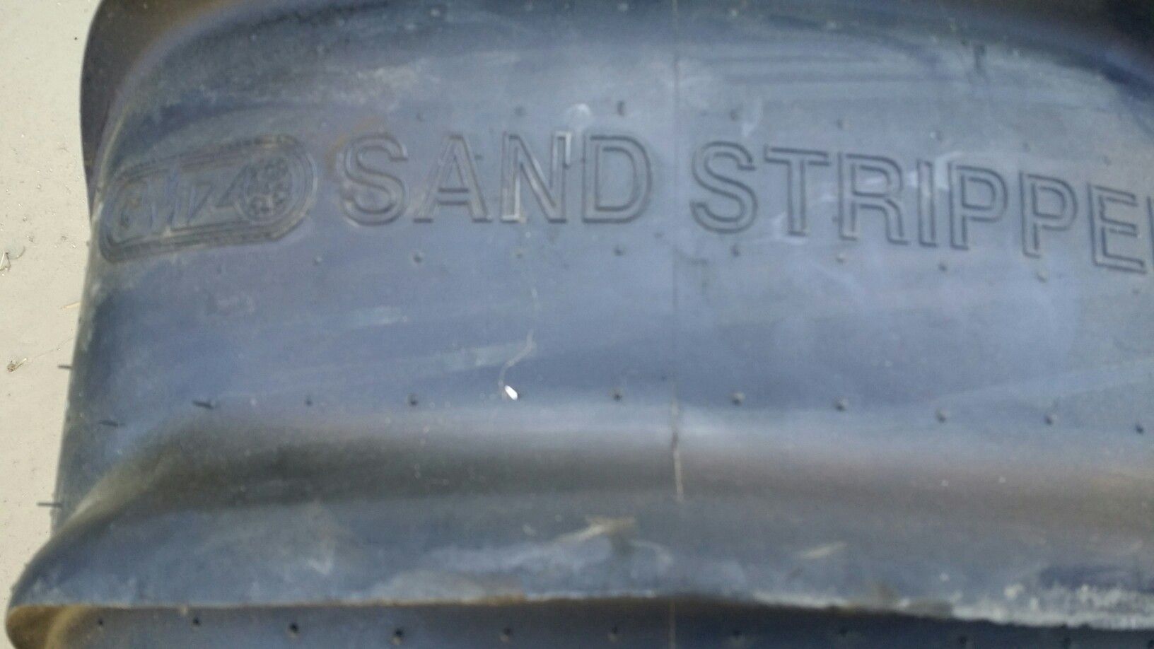 New sand paddle tire 28×1514 (15 inch rim) for Sale in Nuevo, CA OfferUp