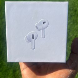 NEW Apple AirPods Pro (2nd Generation)