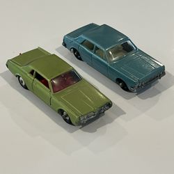 Vintage 1969 Matchbox Lesney No. 53 Ford Zodiac & No. 63 Mercury Cougar Loose