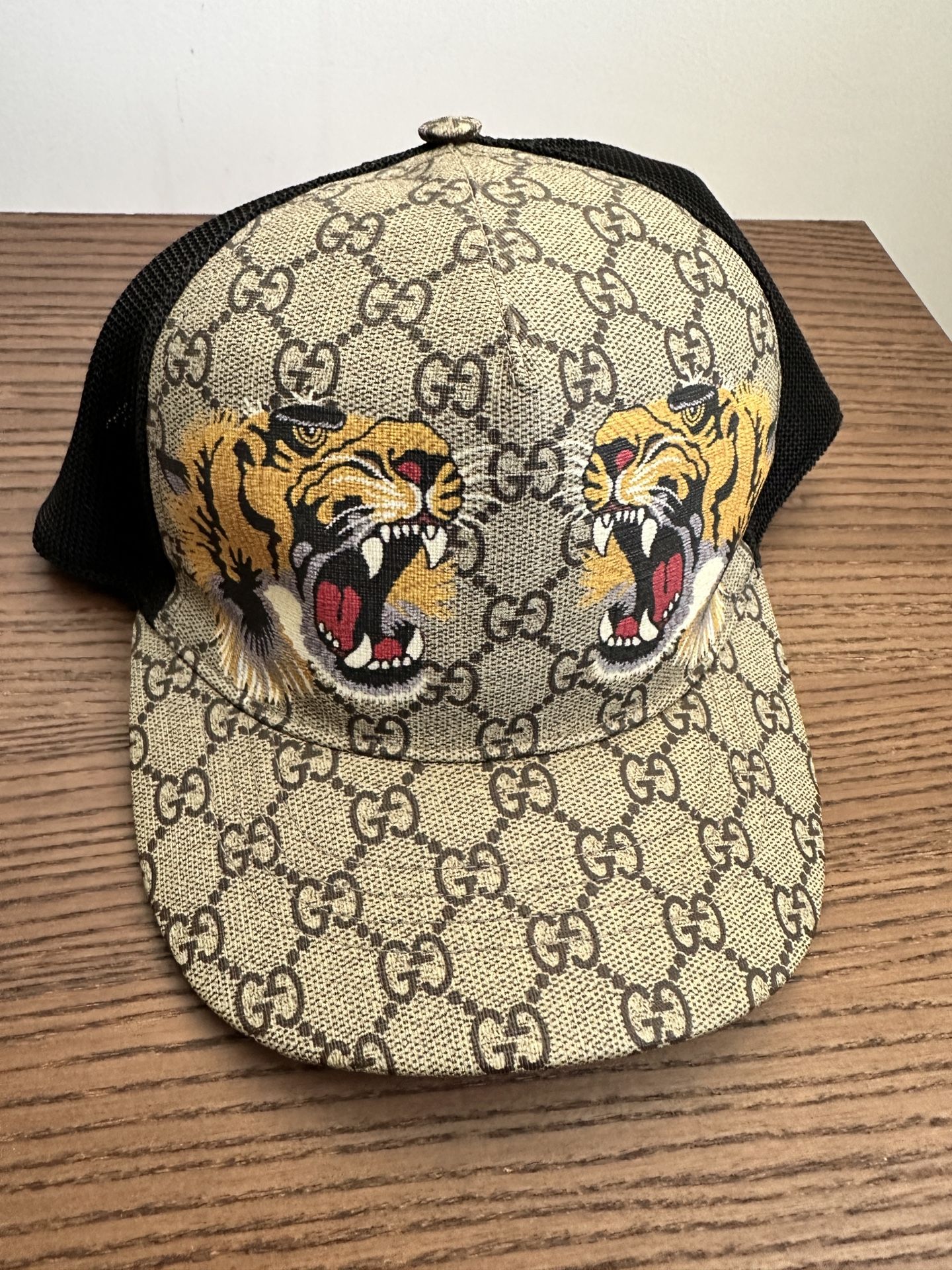 GUCCI HAT LION