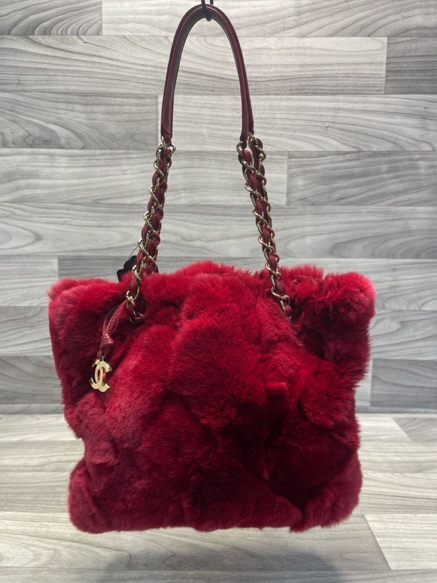 CHANEL Red Rabbit Fur Logo CC Charm & Leather Gold Chain Handle Small Tote (160718-1)
