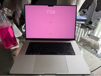 Macbook Pro 16” (M1 Pro)