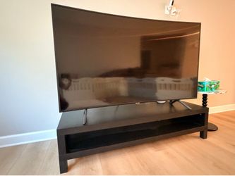 Samsung 65” Smart TV