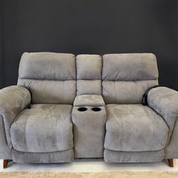 Home Stretch Reclining Electric Loveseat Free Delivery