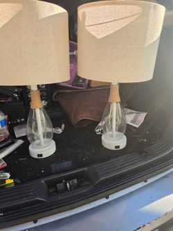 2 brand new lamps with diffrent light modes