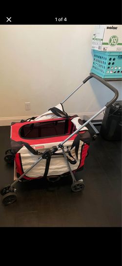 Pet stroller