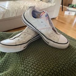 Converse Youth Size 6