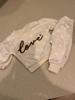 Baby/Toddler Floral 'Love' Sweatsuit Set