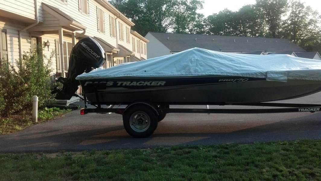 Like New 2013 Bass Tracker Pro 170 Fishing Boat with Less Than 300 Feet Milage 
