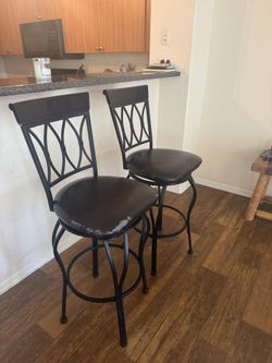 Barstools – Metal Frame w/ Padded Seats