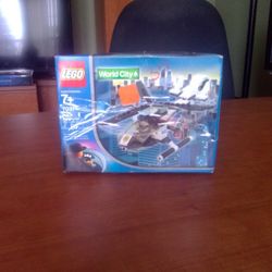 Brand New Unopened LEGO 7031 Police Helicopter World City ages 7+ 87 pcs