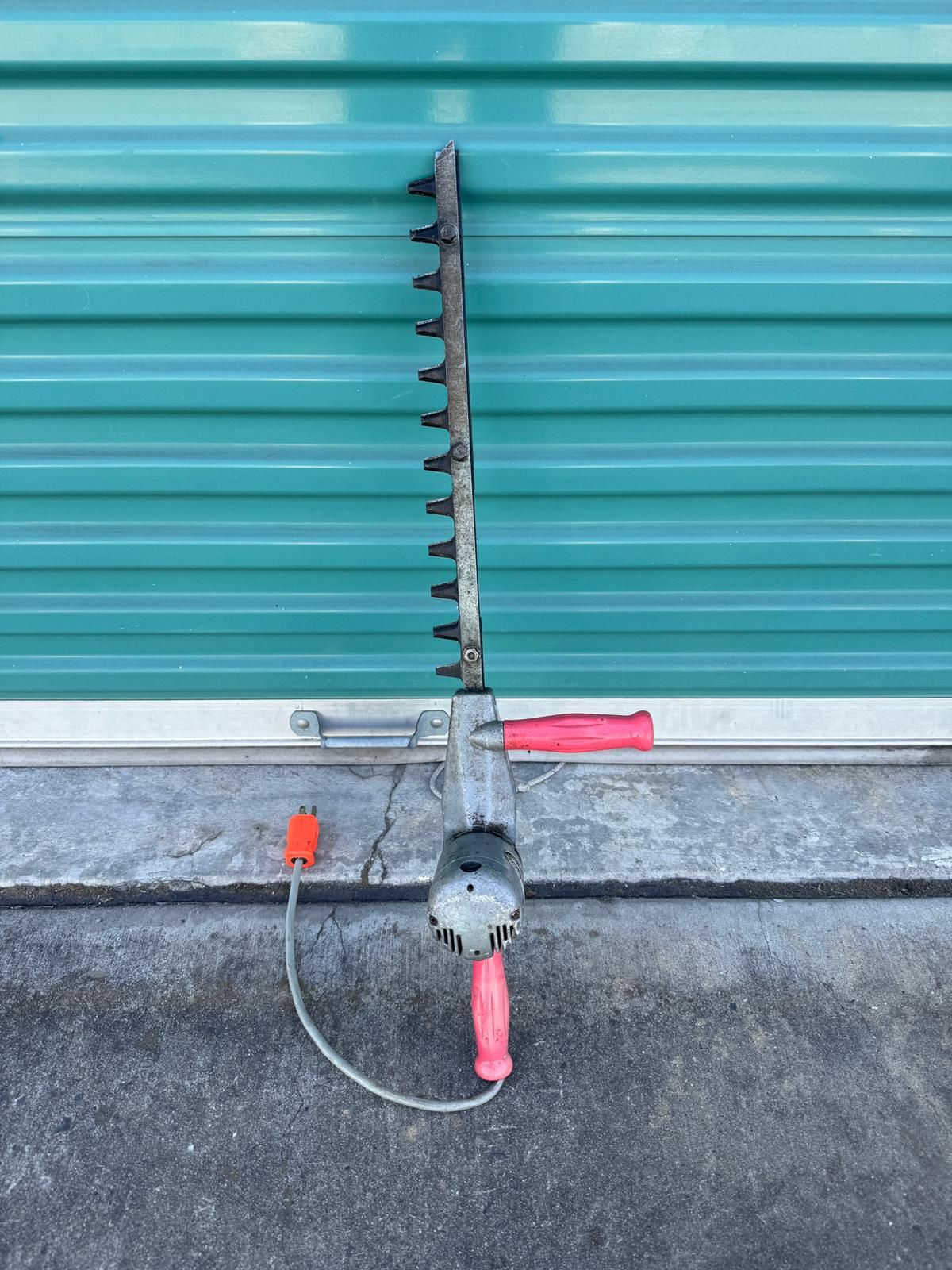 Trimmer