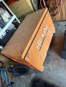 Ridgid tool box 24x48