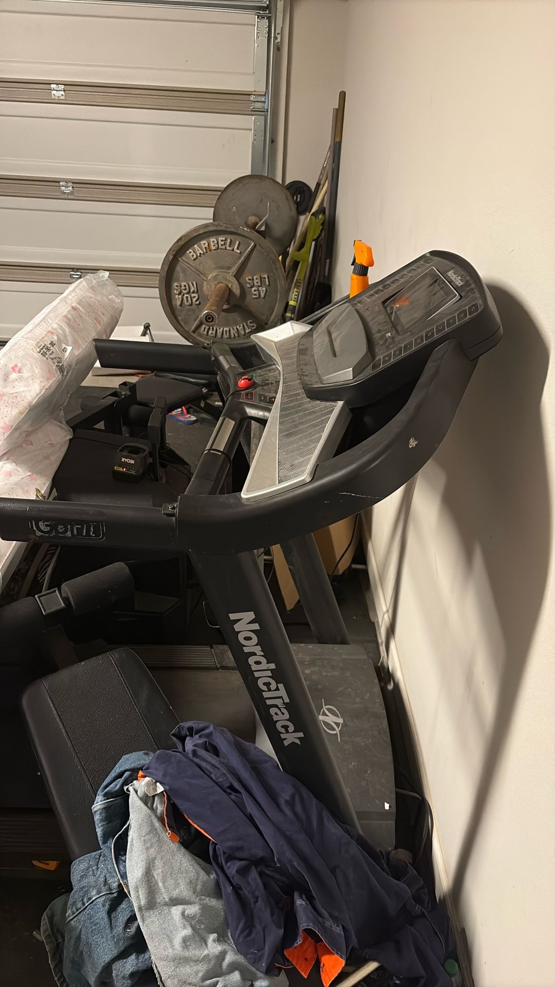 Treadmill And Weights 