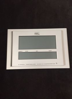 Traceable FISHER SCIENTIFIC radio controlled clock / thermometer