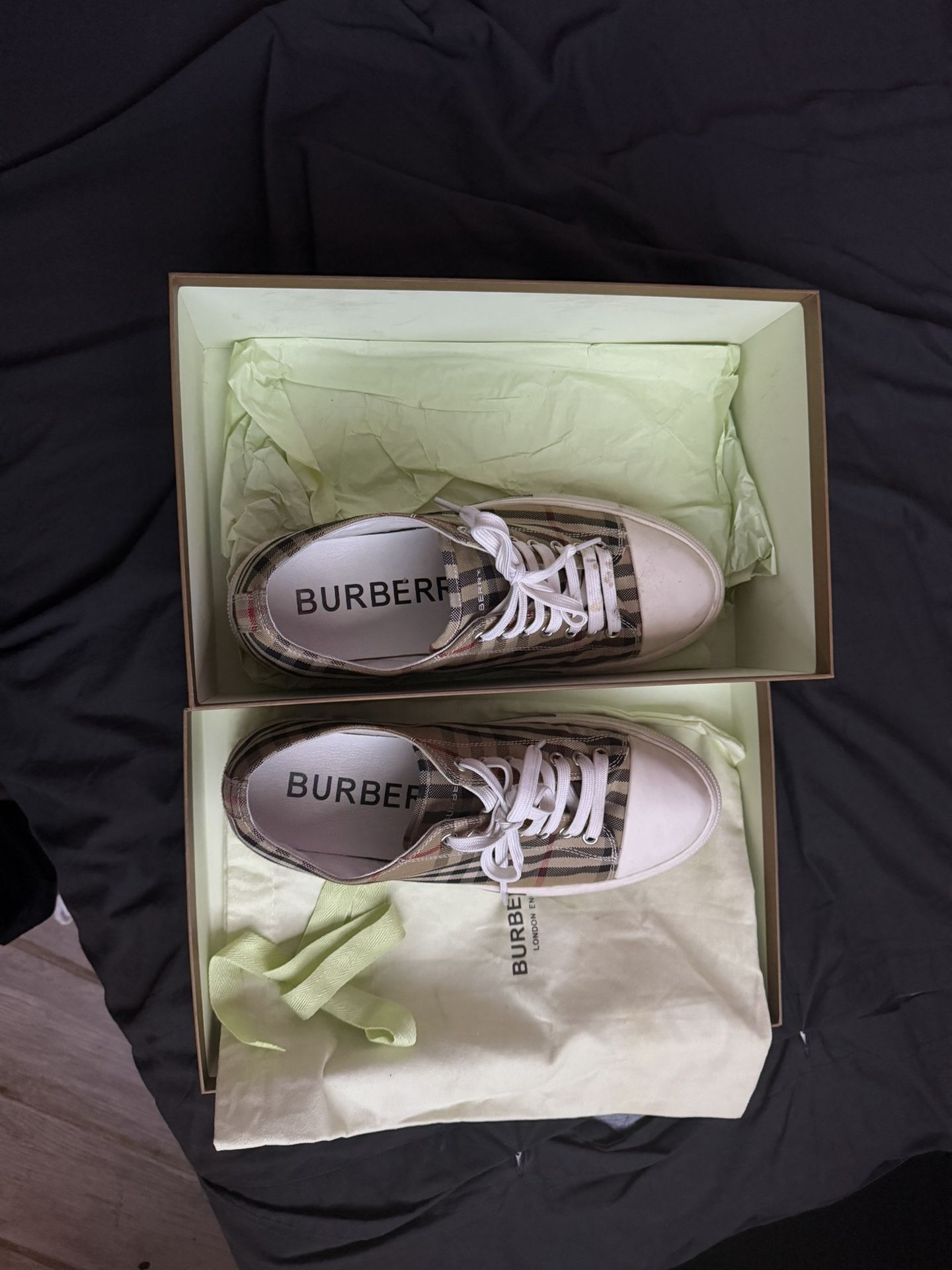 Burberry Shoes