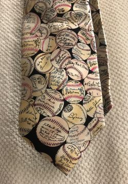 Silk Tie / with old signed baseballs