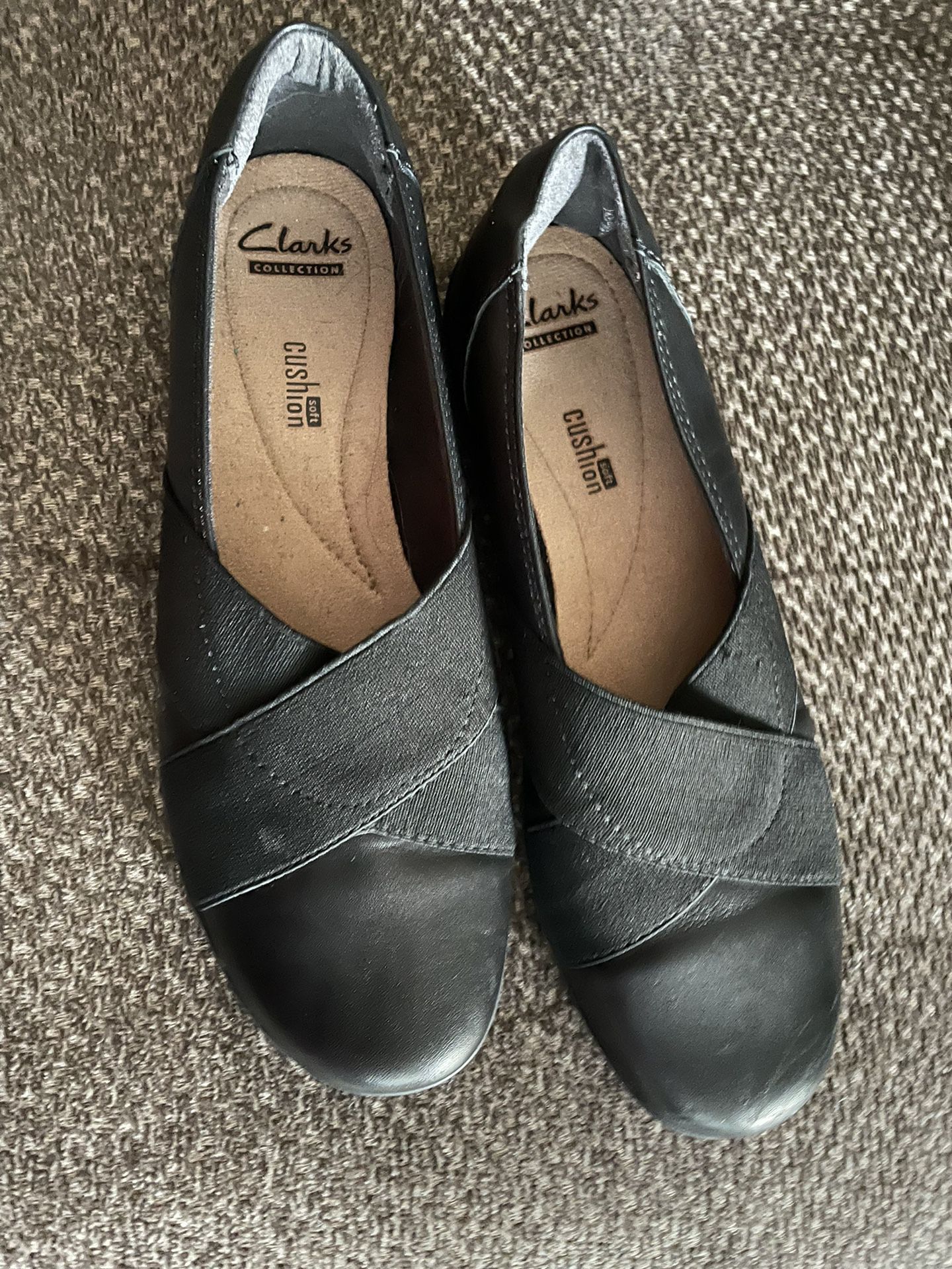 Ladies Clark Soft Cushion Shoes Size 8