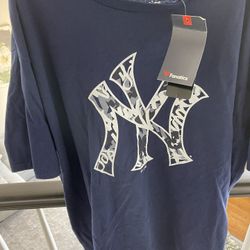 Yankees T Shirt Nwt XL