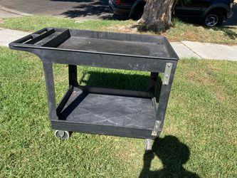 Utility cart ono leg is fixed