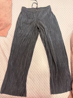 Victoria secret Gray Pleated Wide-Leg Pants size M
