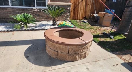 Outdoor Round Stone Fire Pit