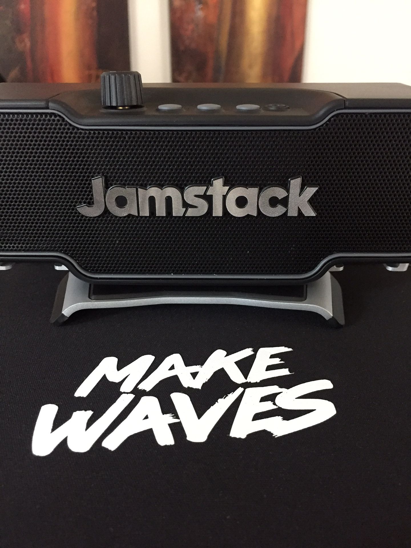 Jamstack speaker for musicians