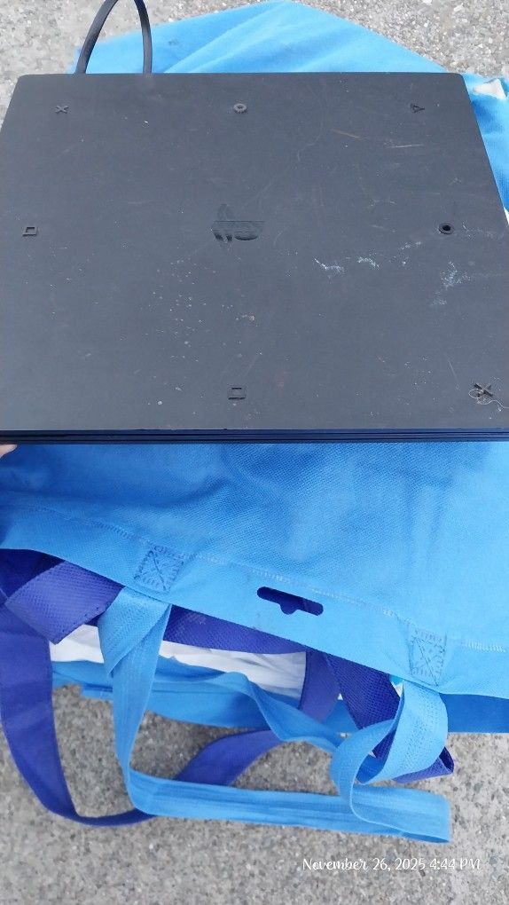 Ps4 Slim And Game No Controller 